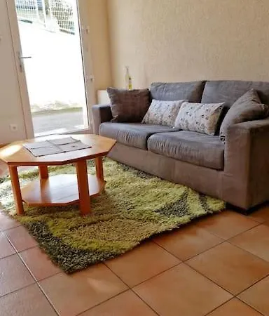 Apartment F1 A La Campagne